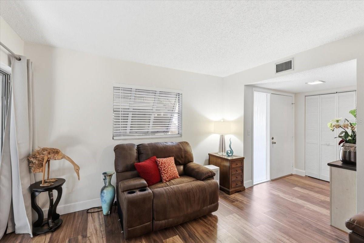 LAKESIDE CONDO APTS - Residential