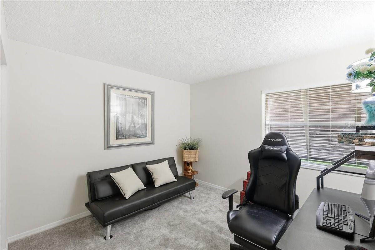 LAKESIDE CONDO APTS - Residential