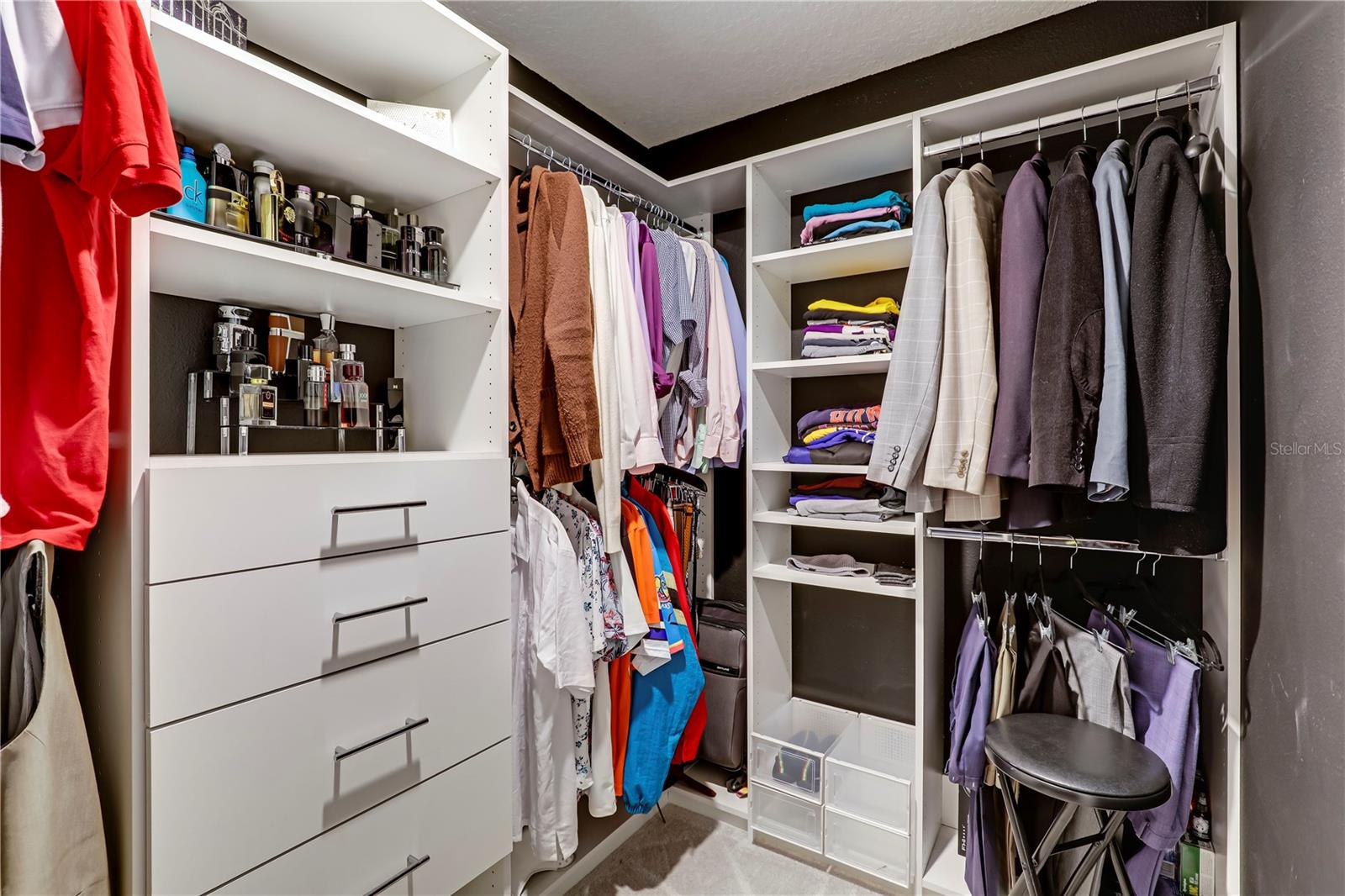 GREYHAWK - Residential