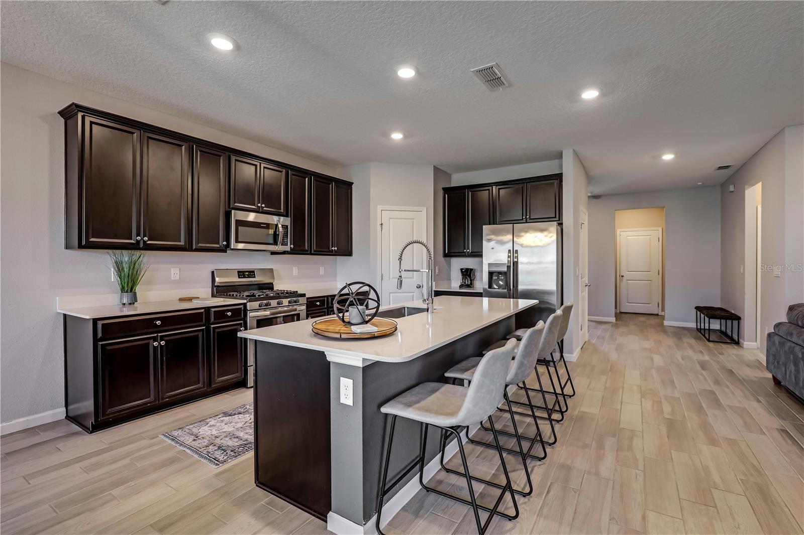 GREYHAWK - Residential