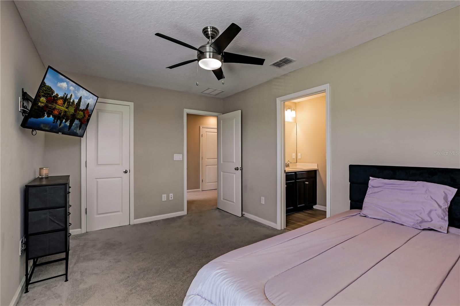 GREYHAWK - Residential