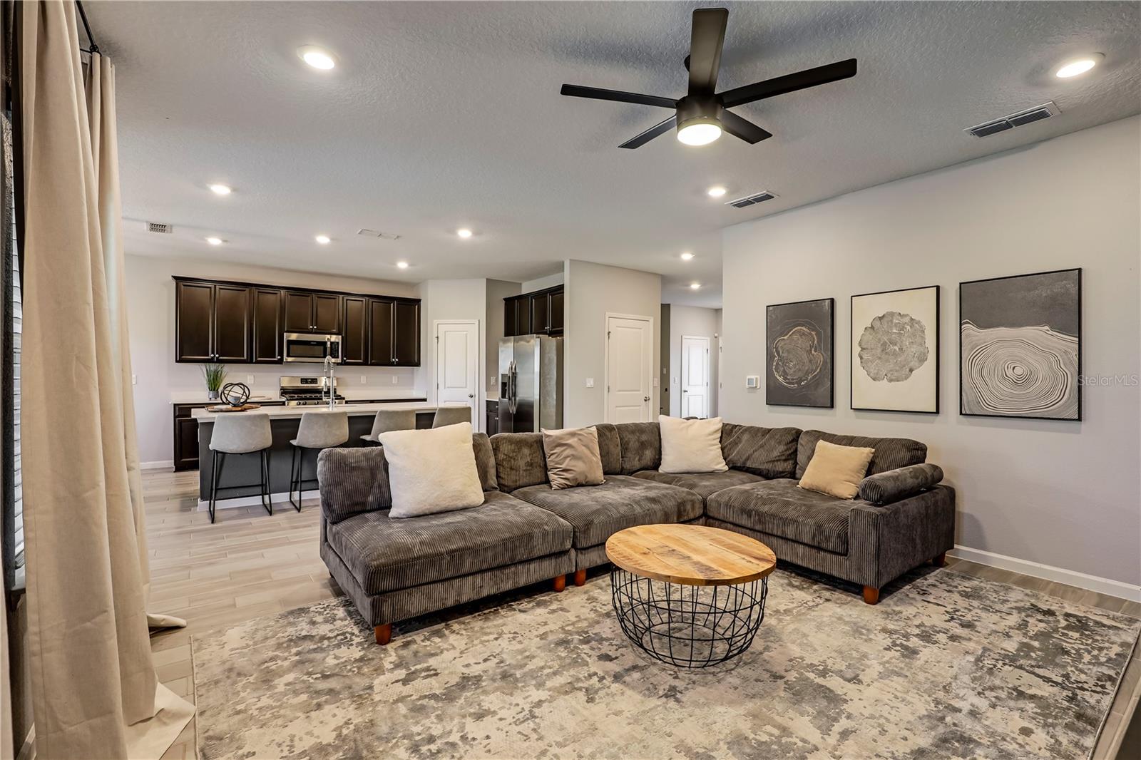 GREYHAWK - Residential