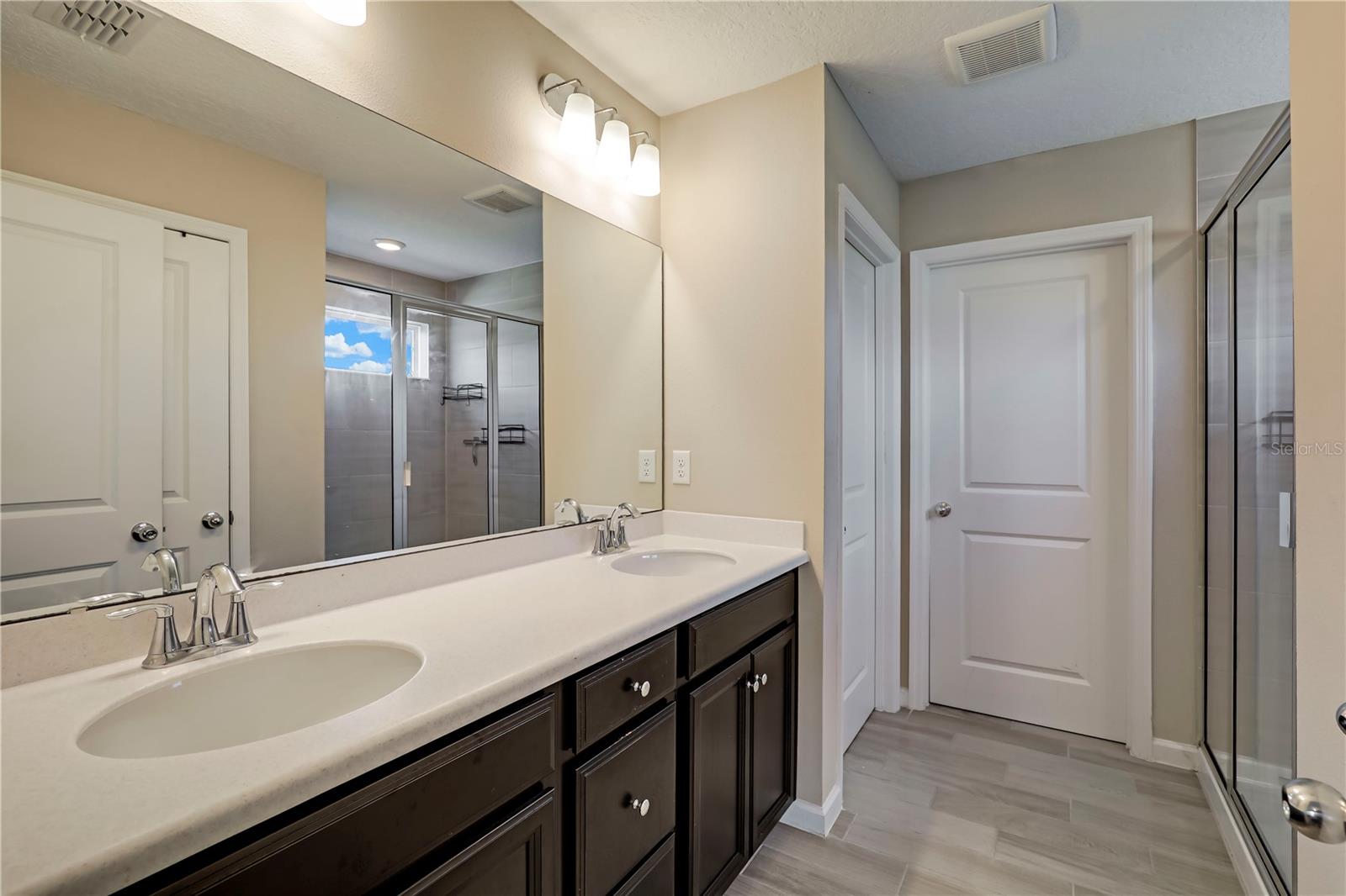 GREYHAWK - Residential