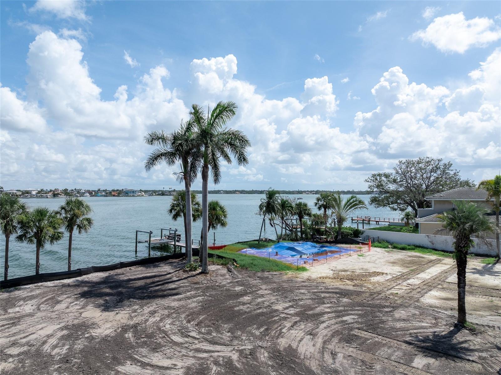 1 & 2 PARADISE LANE