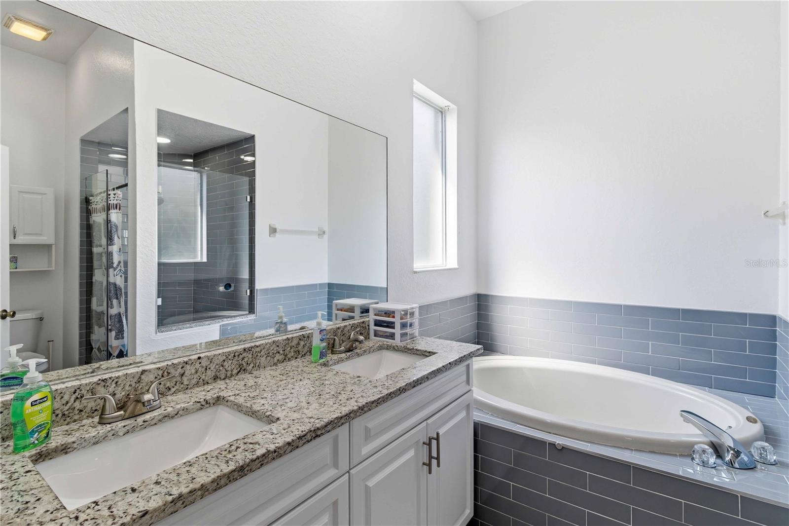 LAKEVIEW VILLAGE SEC H UN 1 - Residential