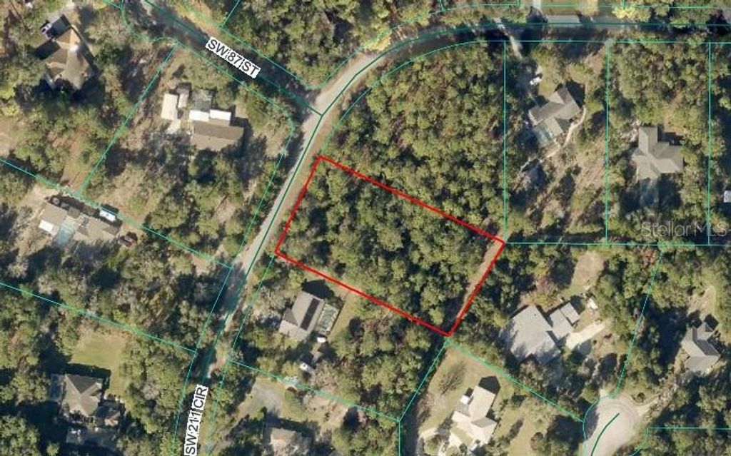 Photo of 5 SW 211th Circle, Dunnellon, FL 34431 (MLS # OM727121)