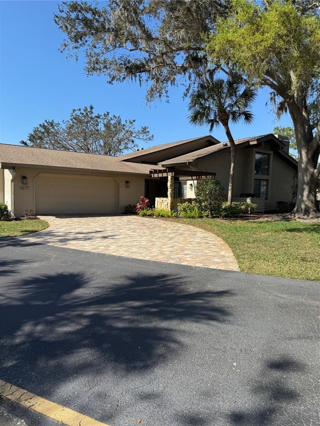 Photo of 5677 Pipers Waite #41, Sarasota, FL 34235 (MLS # A4692798)