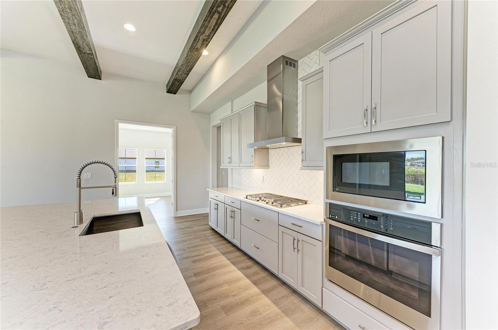 HAWKSTONE - Residential