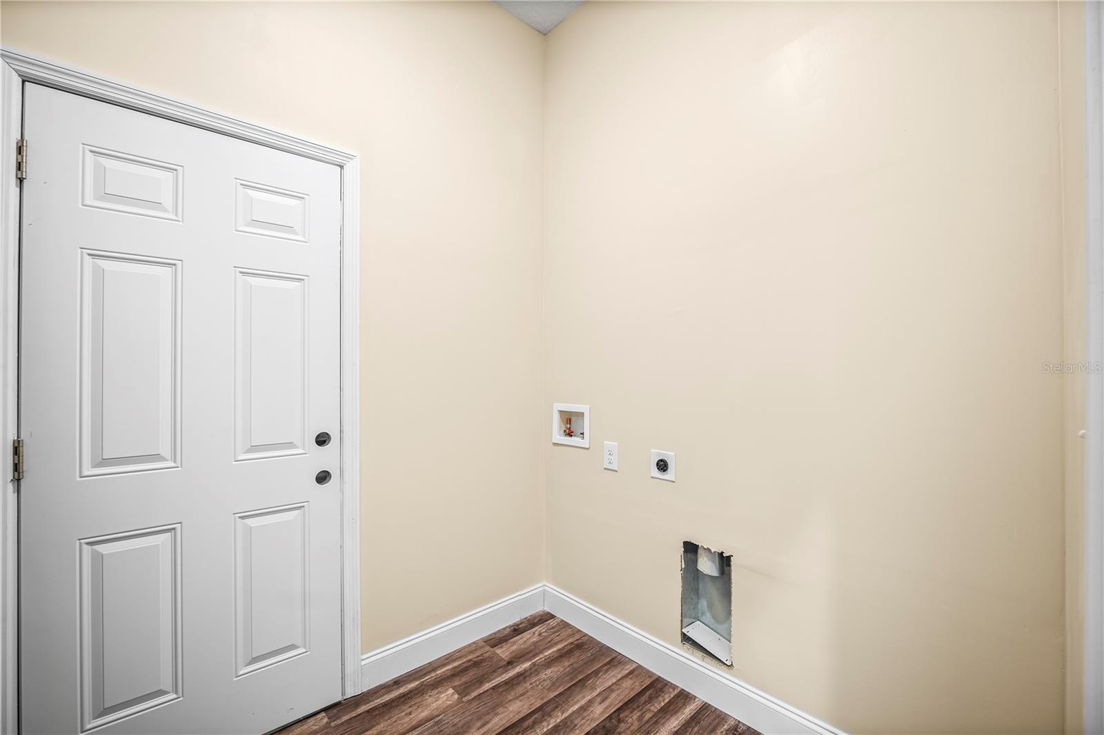 HIGHRIDGE ESTATES - Residential