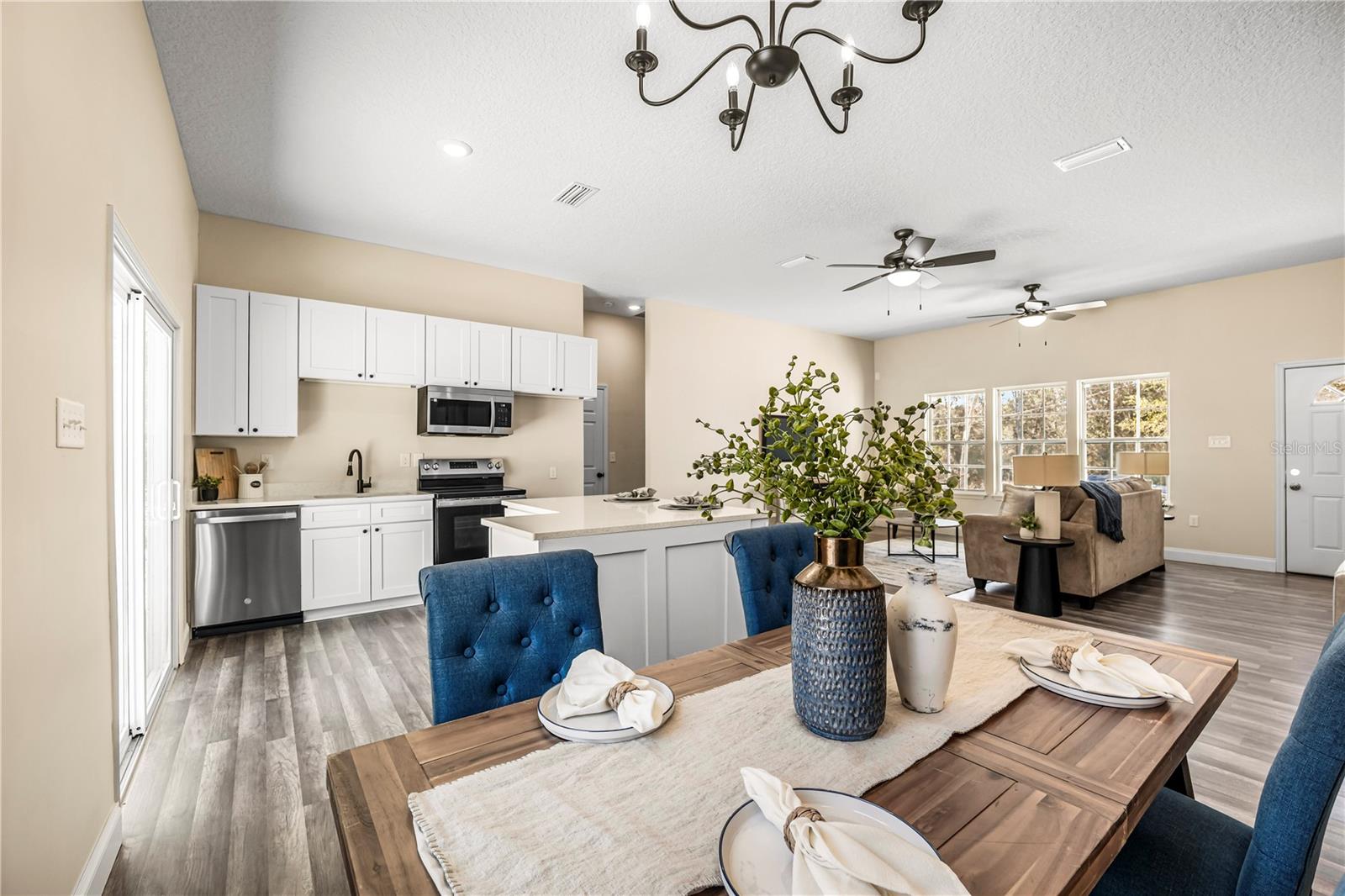 HIGHRIDGE ESTATES - Residential