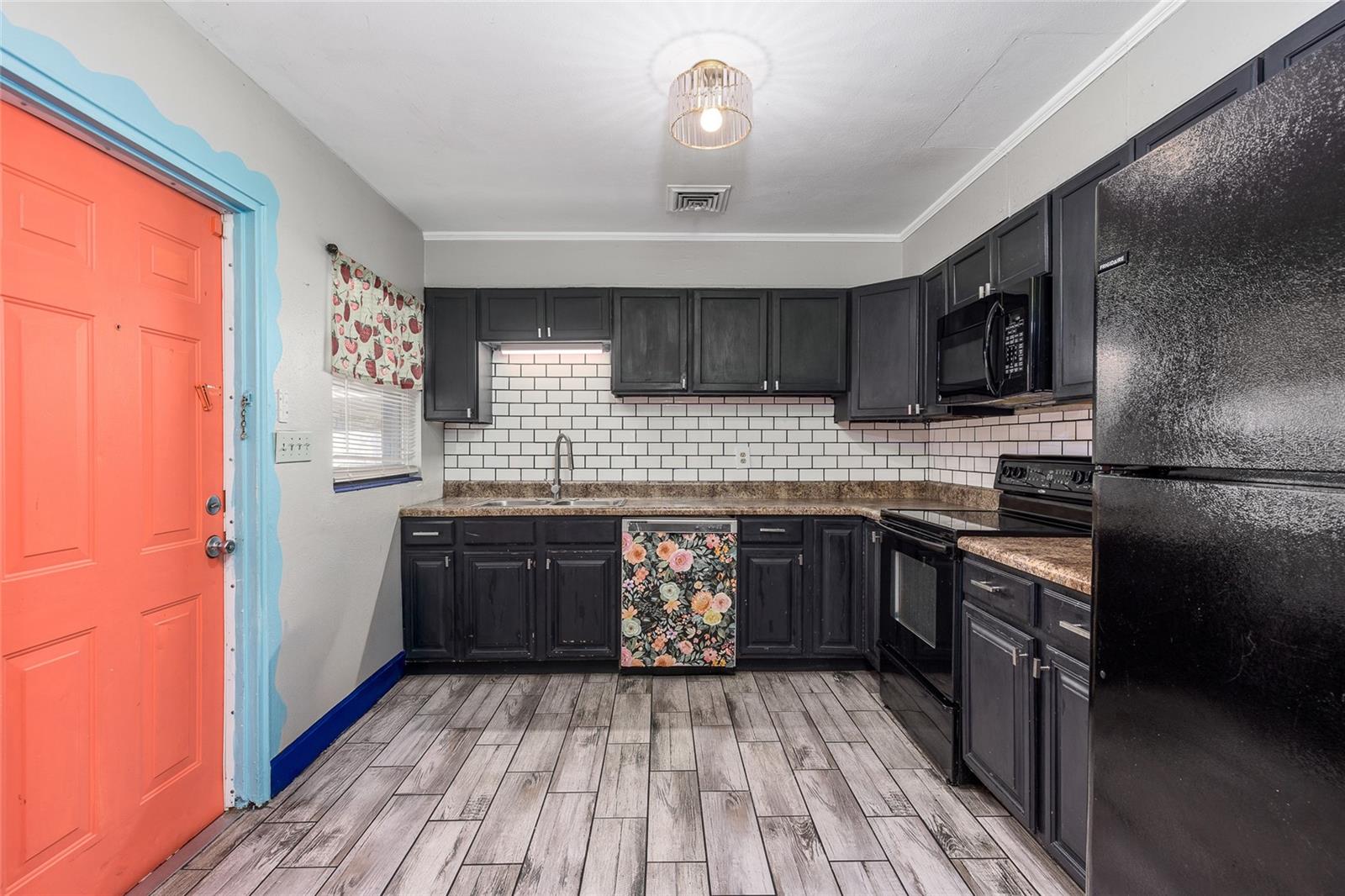 1101 MIZELL ROAD