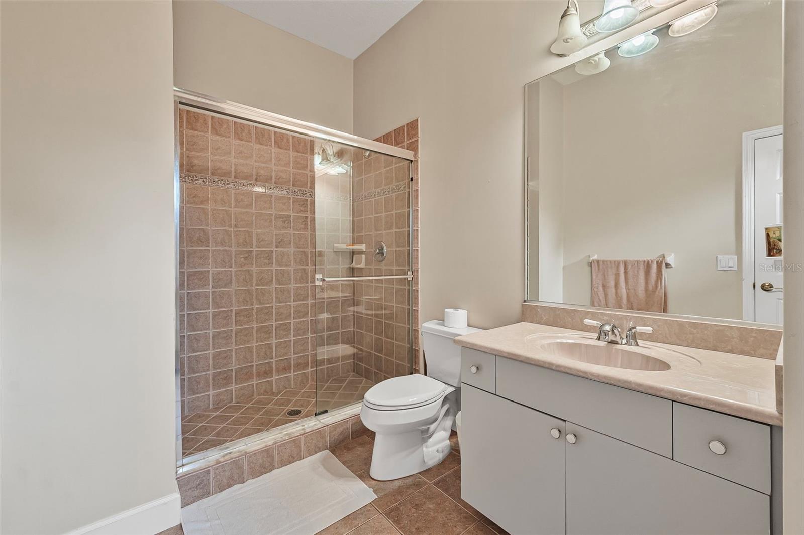 GLEN EAGLES SPRUCE CREEK - Residential