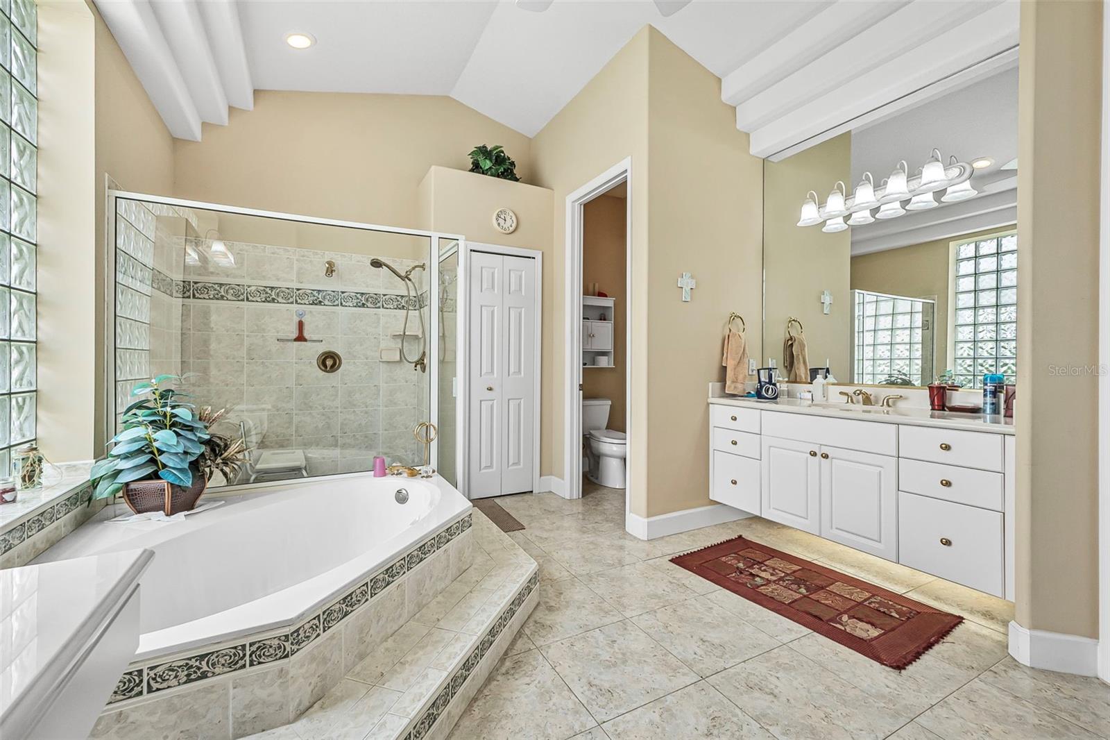 GLEN EAGLES SPRUCE CREEK - Residential