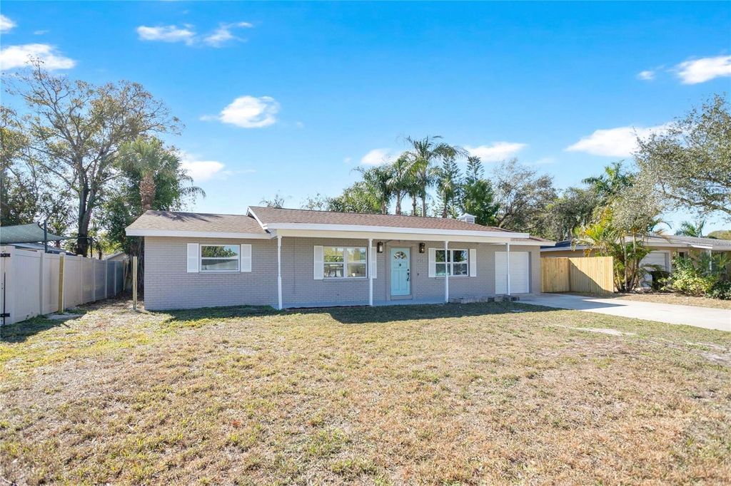 Photo of 214 45th Avenue NE, St Petersburg, FL 33703 (MLS # O6378881)