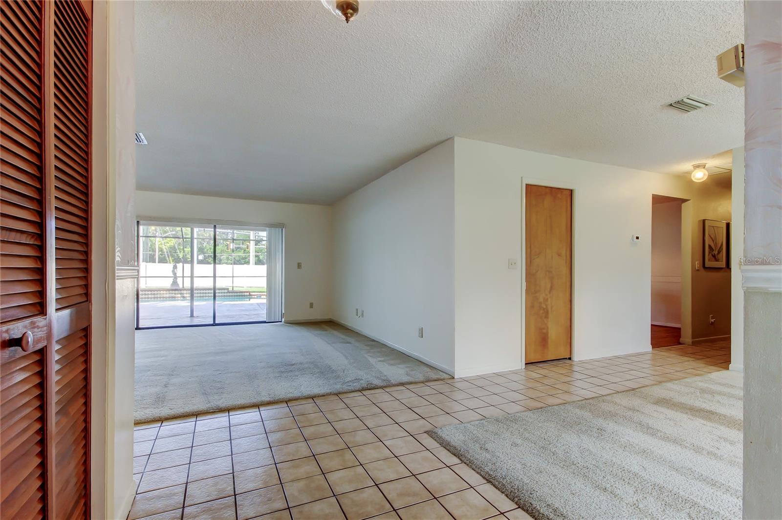 107 GARLAND CIR