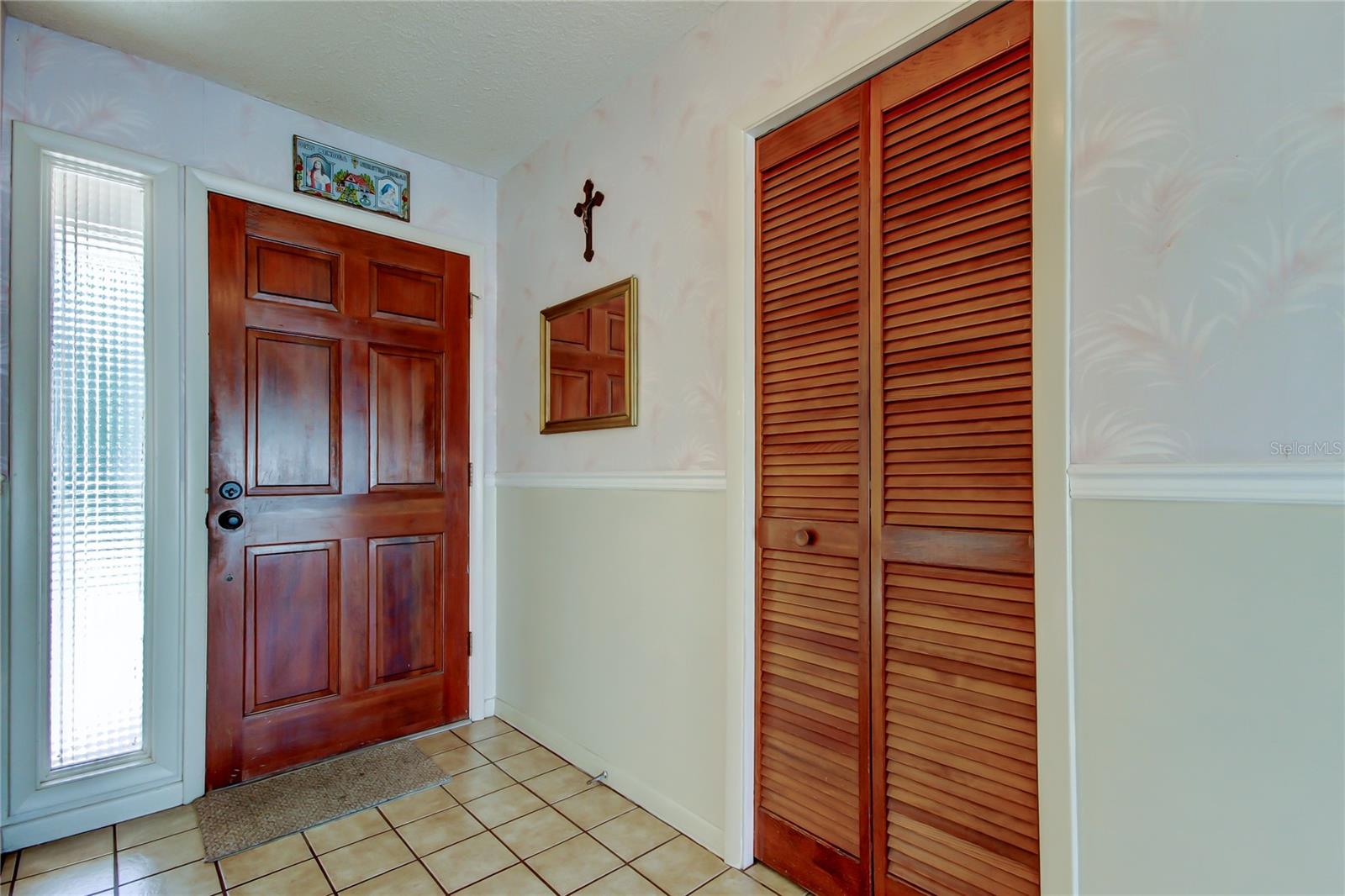 107 GARLAND CIR