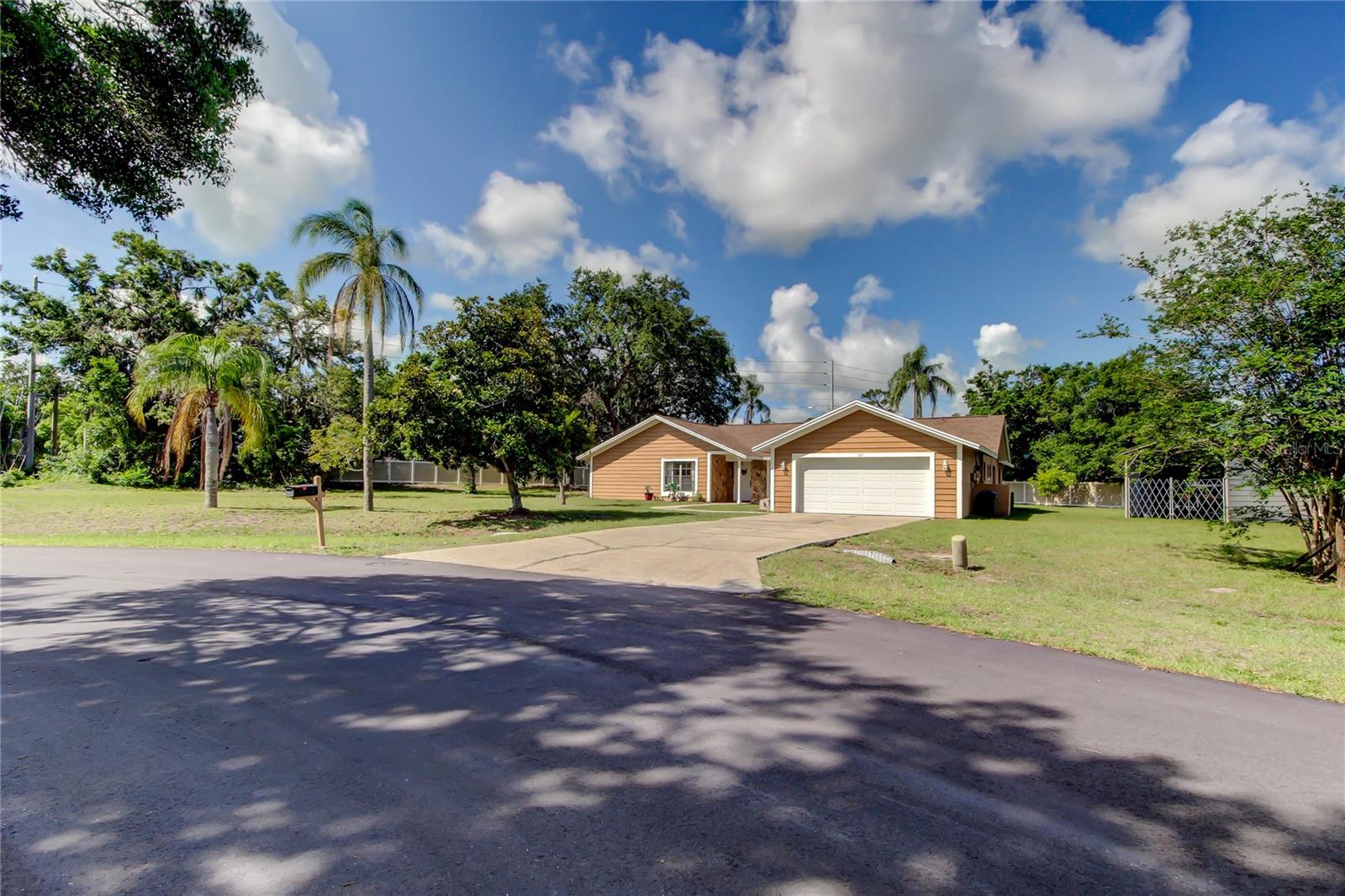 107 GARLAND CIR