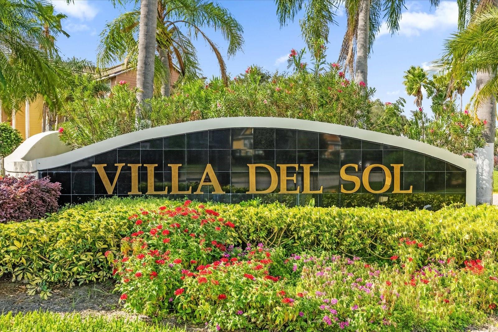 2218 GRAND CAYMAN COURT