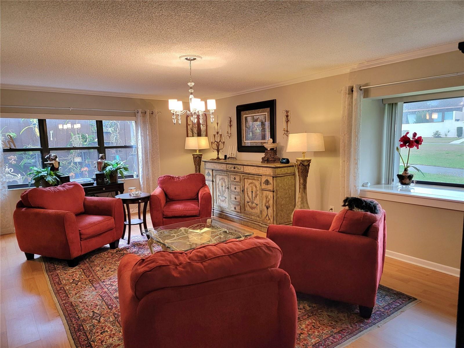 CASA LOMA CONDO - Residential