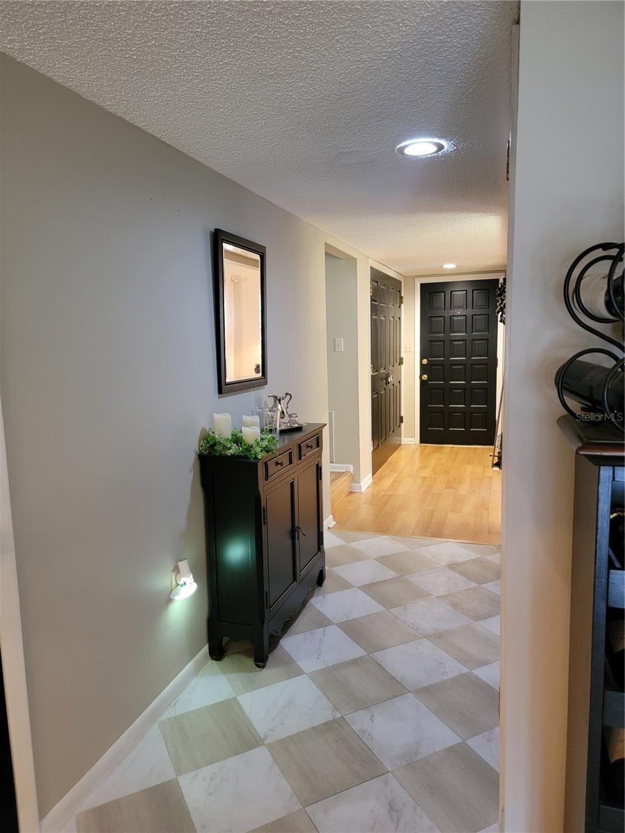 CASA LOMA CONDO - Residential