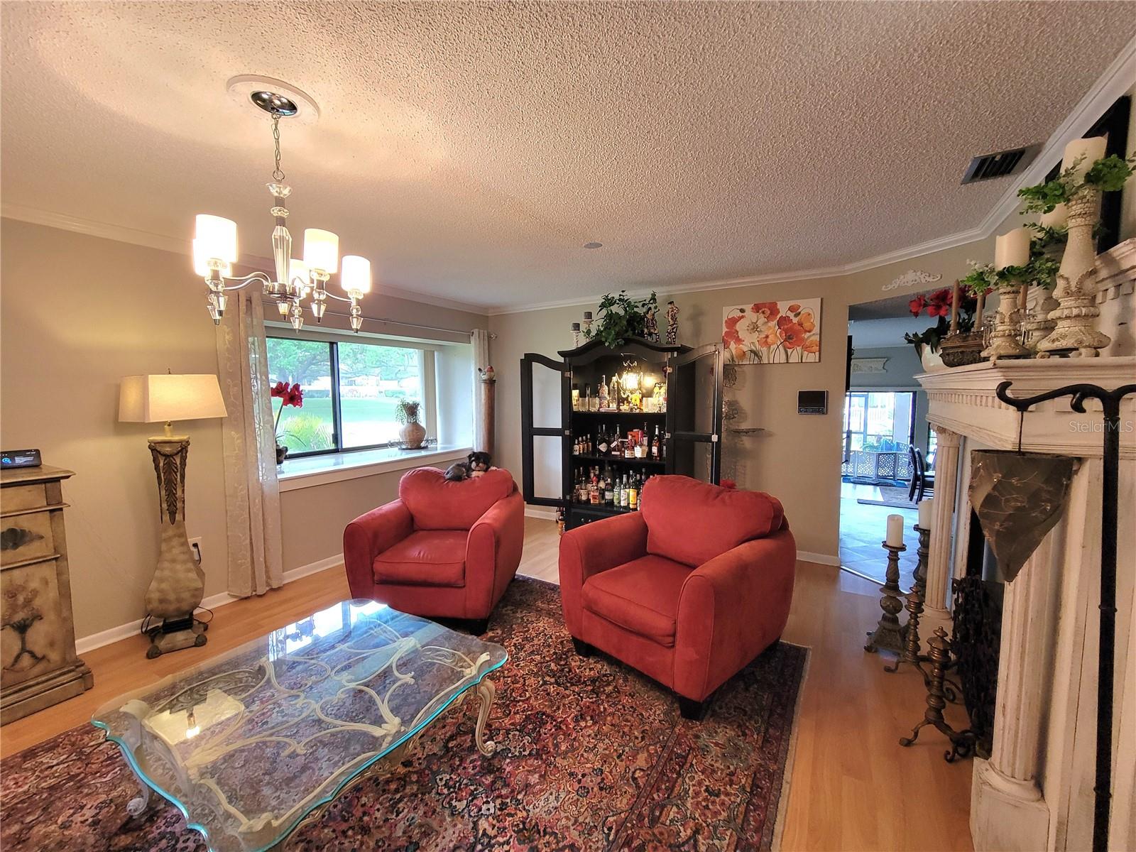 CASA LOMA CONDO - Residential