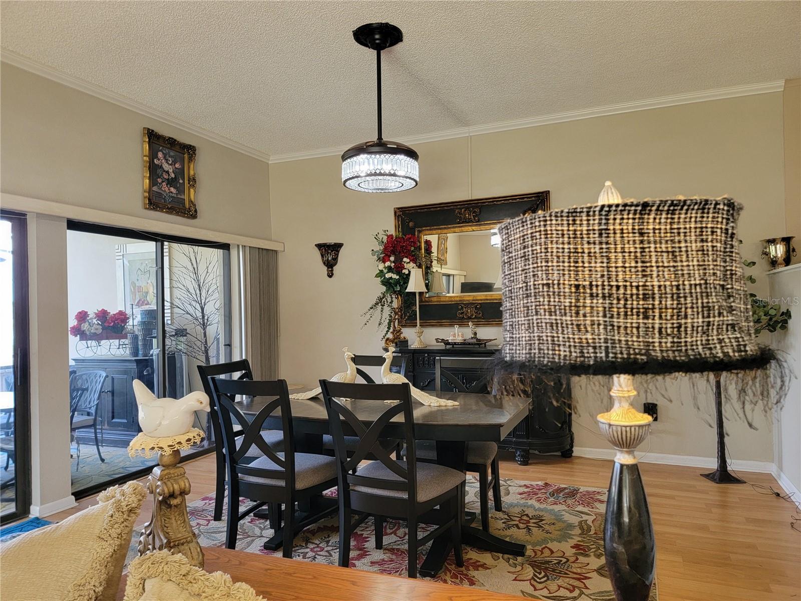 CASA LOMA CONDO - Residential