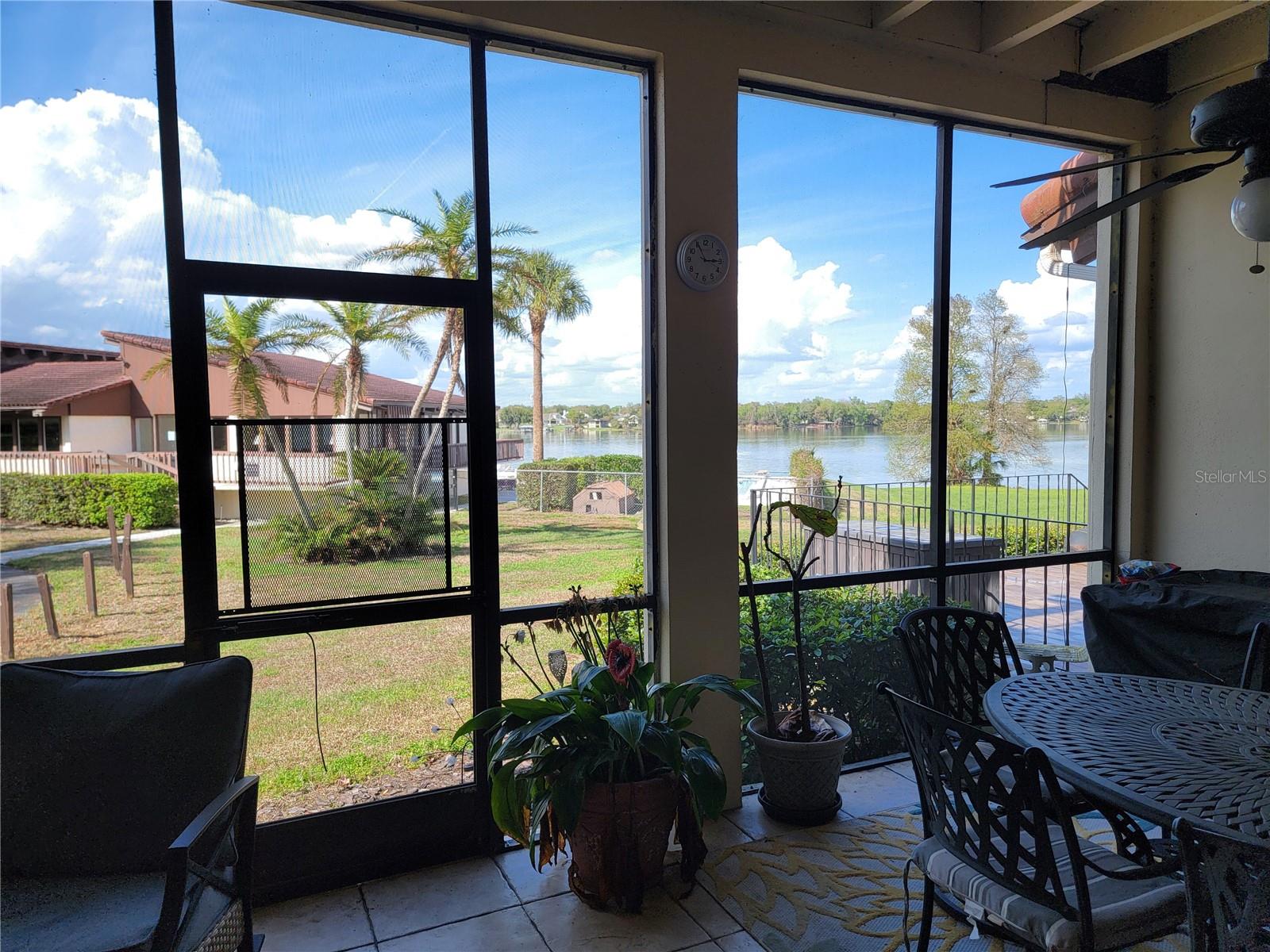 CASA LOMA CONDO - Residential