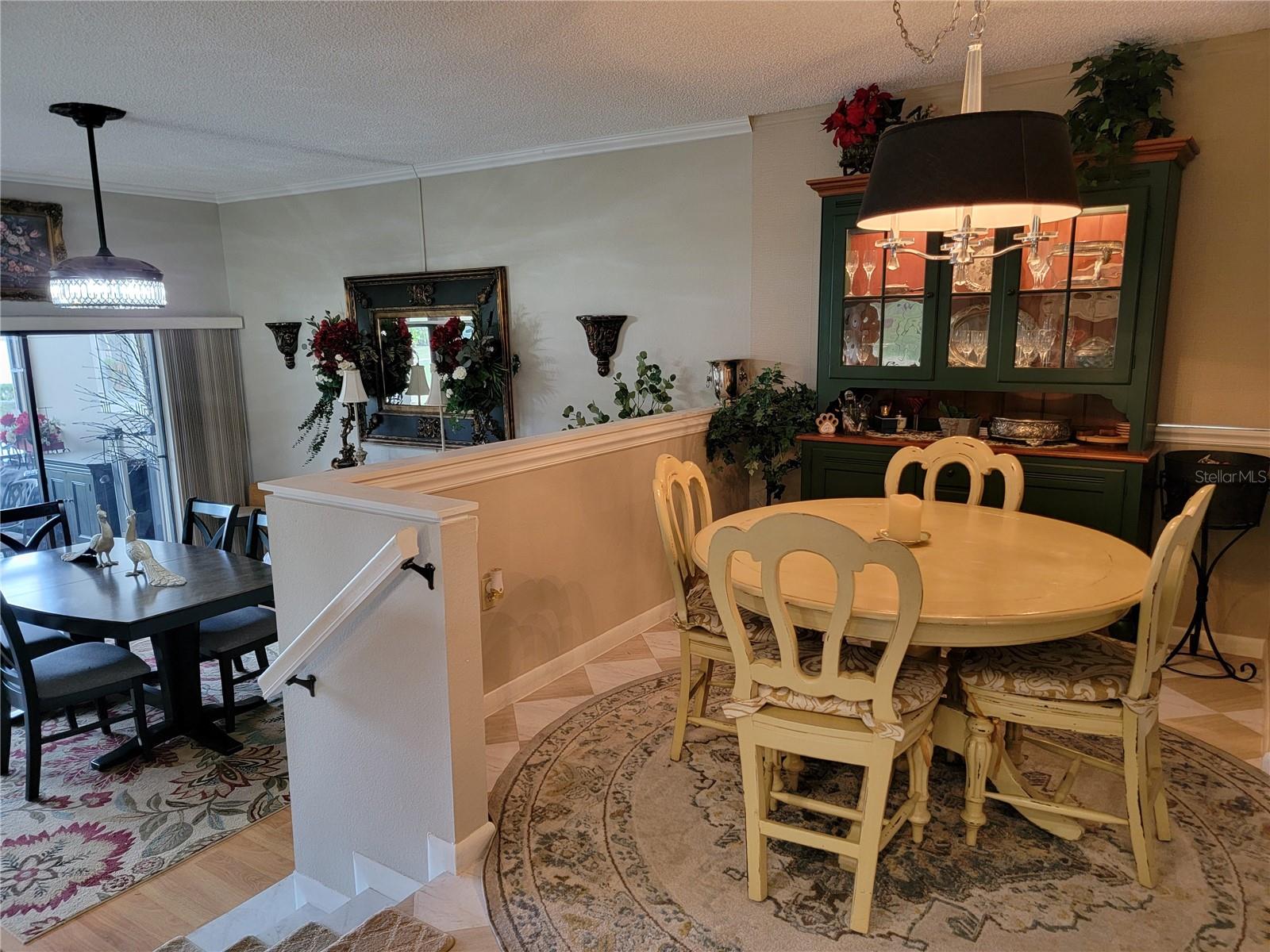 CASA LOMA CONDO - Residential