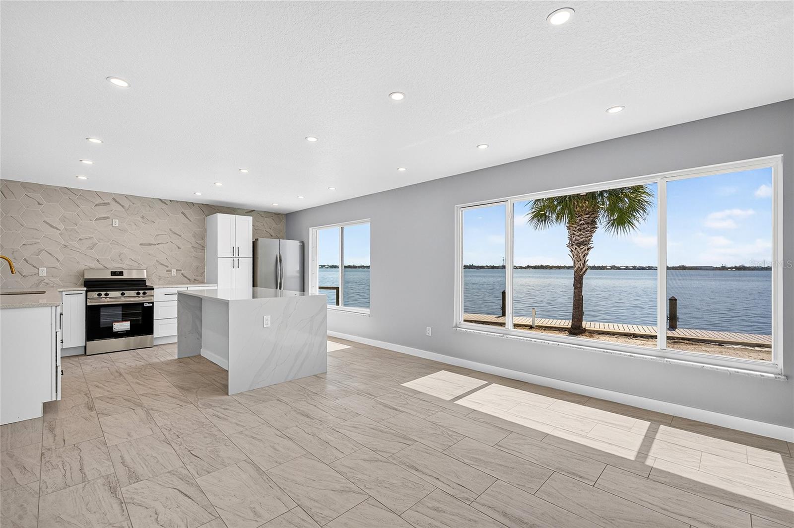 5055 N BEACH ROAD 101