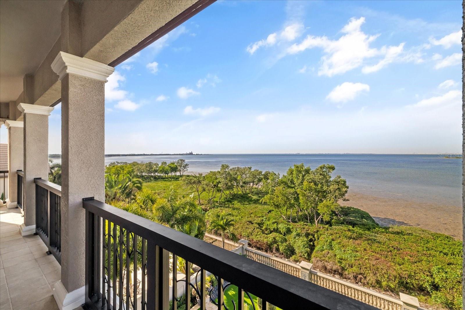 WESTSHORE YACHT CLUB PH 1 - Residential