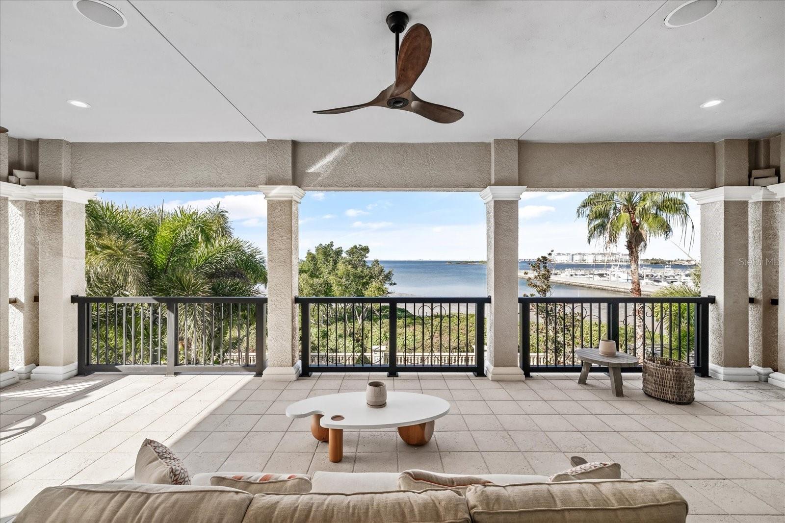 WESTSHORE YACHT CLUB PH 1 - Residential