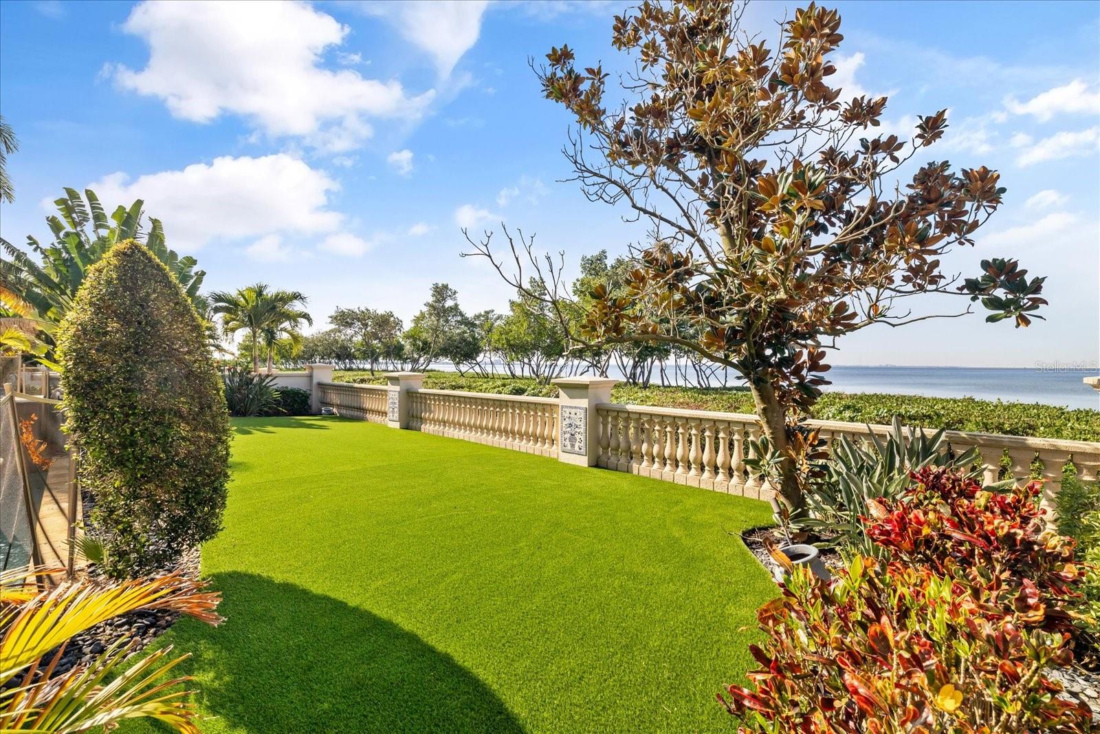 WESTSHORE YACHT CLUB PH 1 - Residential