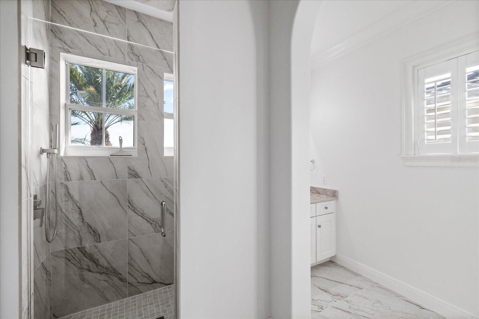 WESTSHORE YACHT CLUB PH 1 - Residential