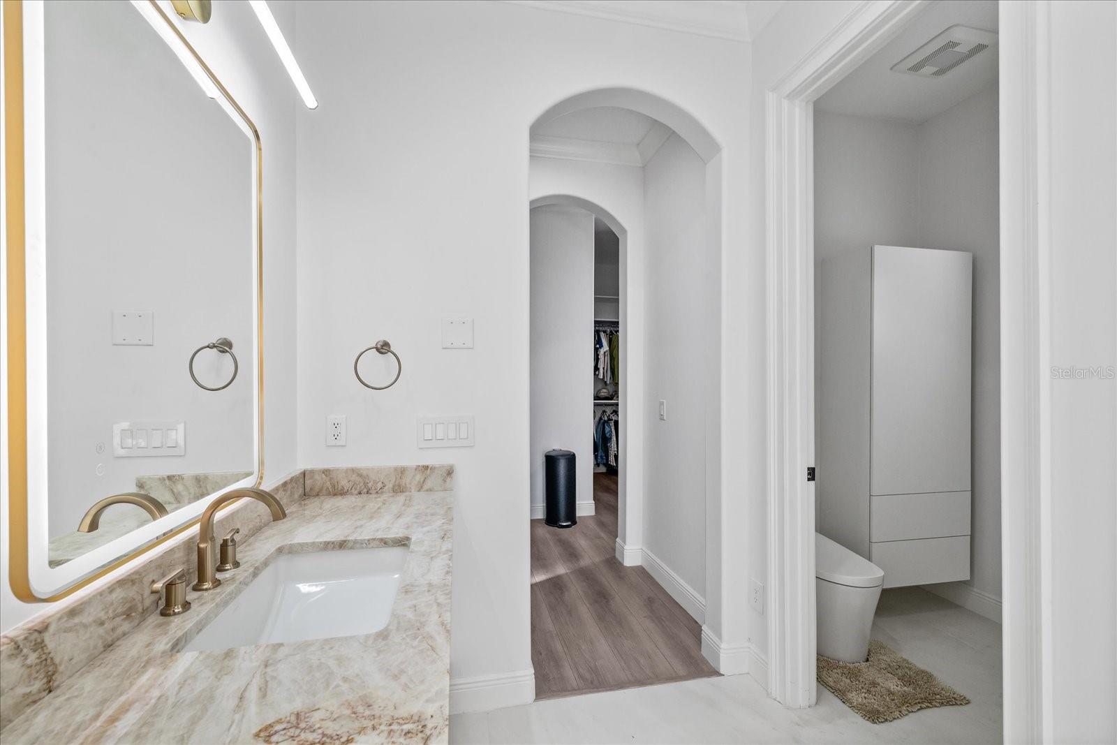 WESTSHORE YACHT CLUB PH 1 - Residential