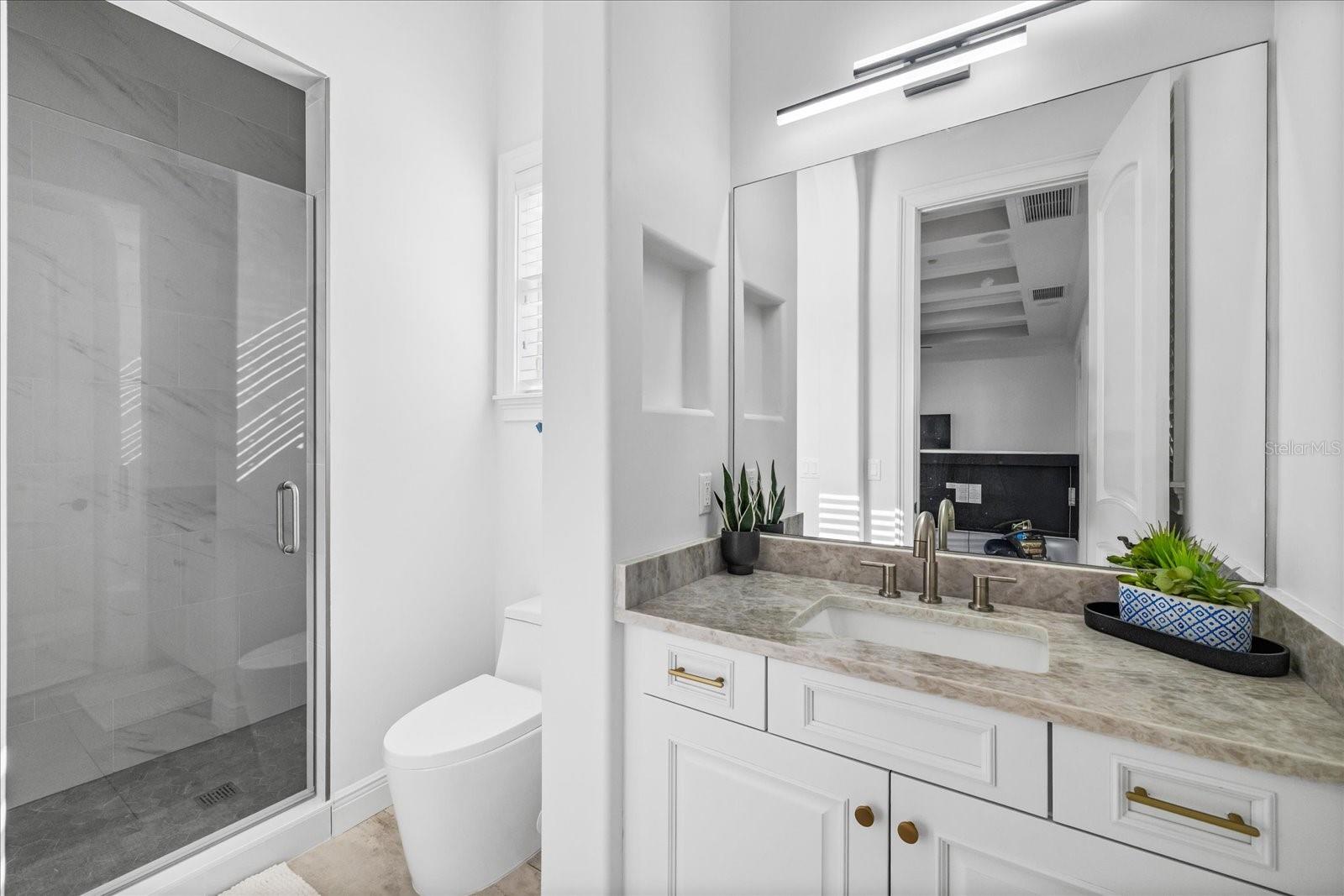 WESTSHORE YACHT CLUB PH 1 - Residential