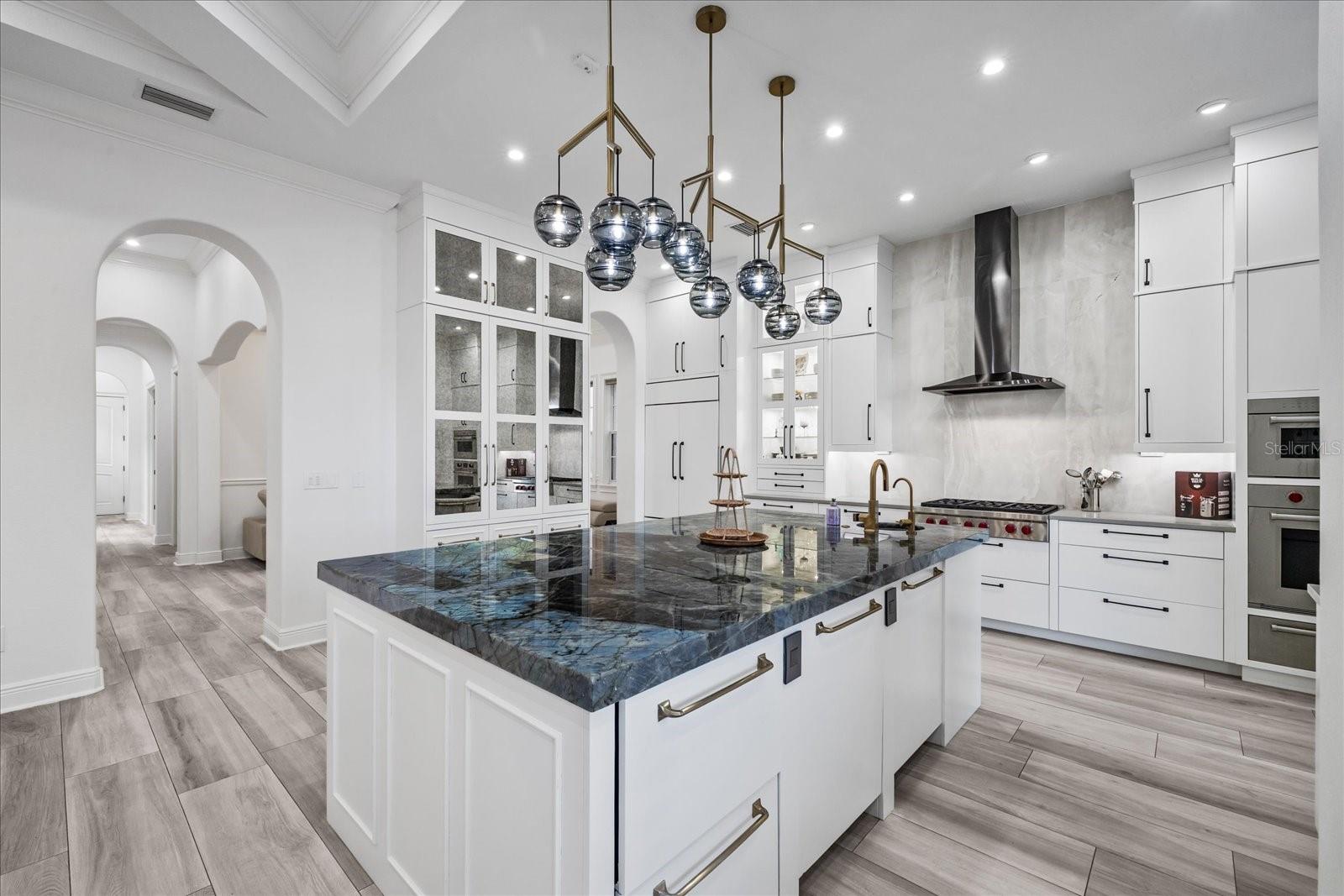 WESTSHORE YACHT CLUB PH 1 - Residential