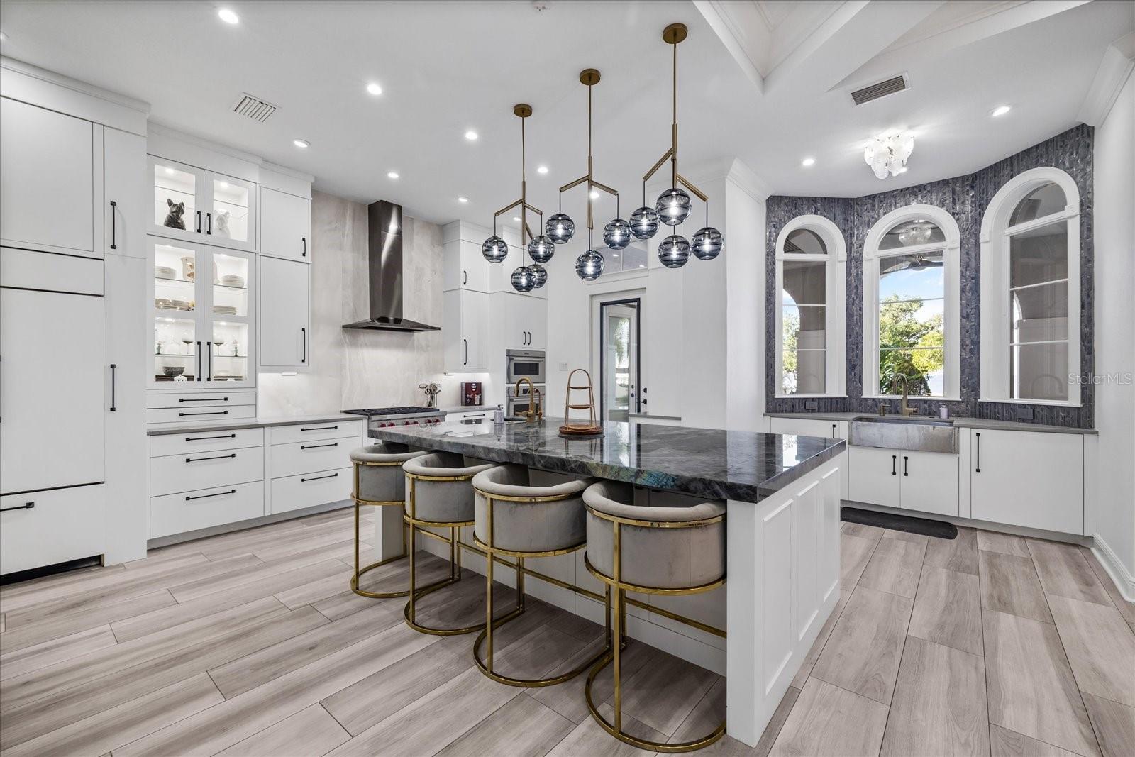 WESTSHORE YACHT CLUB PH 1 - Residential