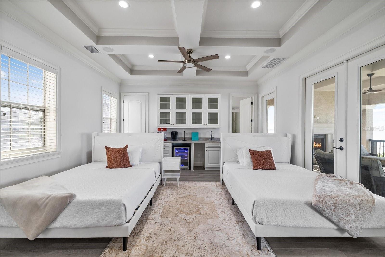 WESTSHORE YACHT CLUB PH 1 - Residential