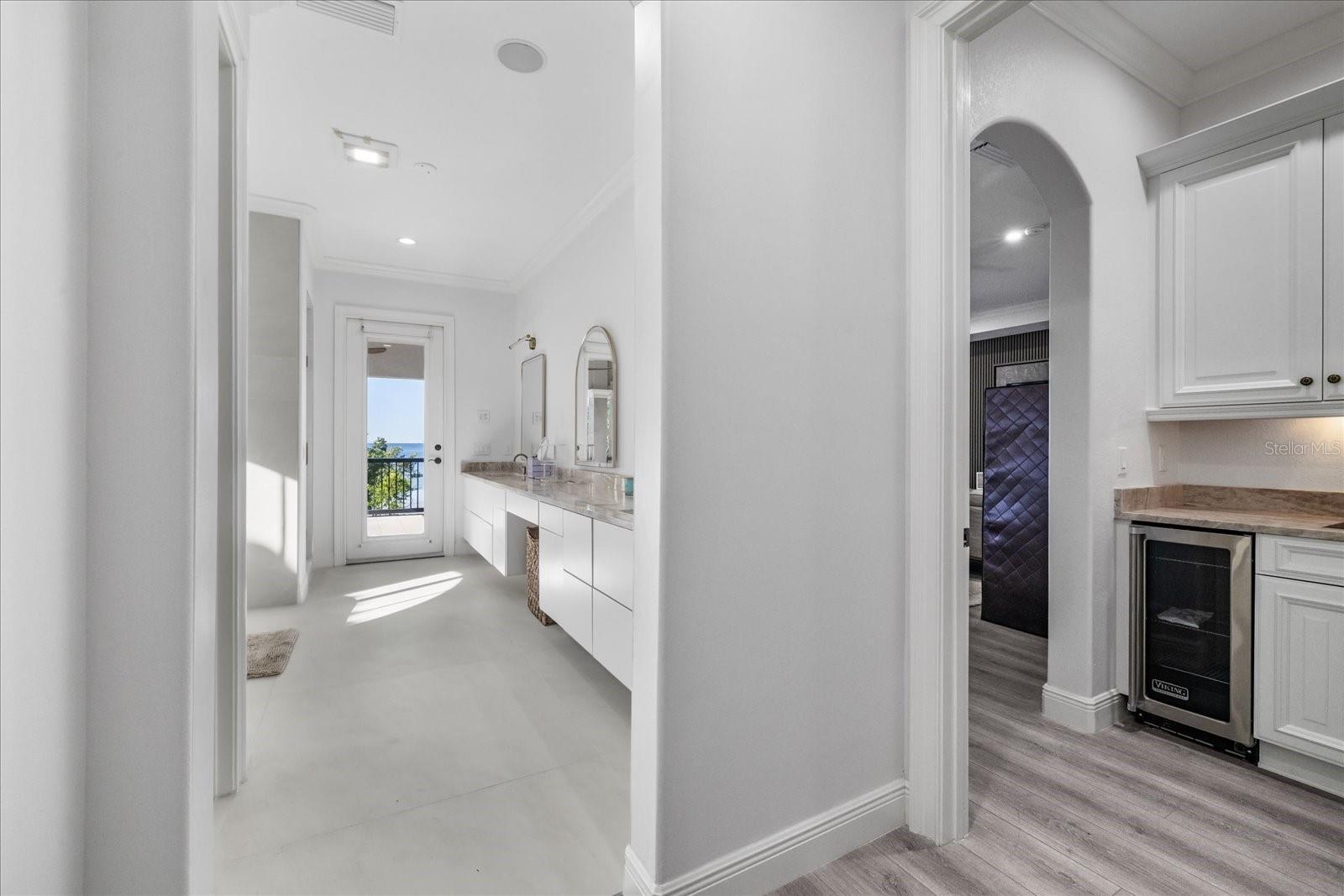 WESTSHORE YACHT CLUB PH 1 - Residential