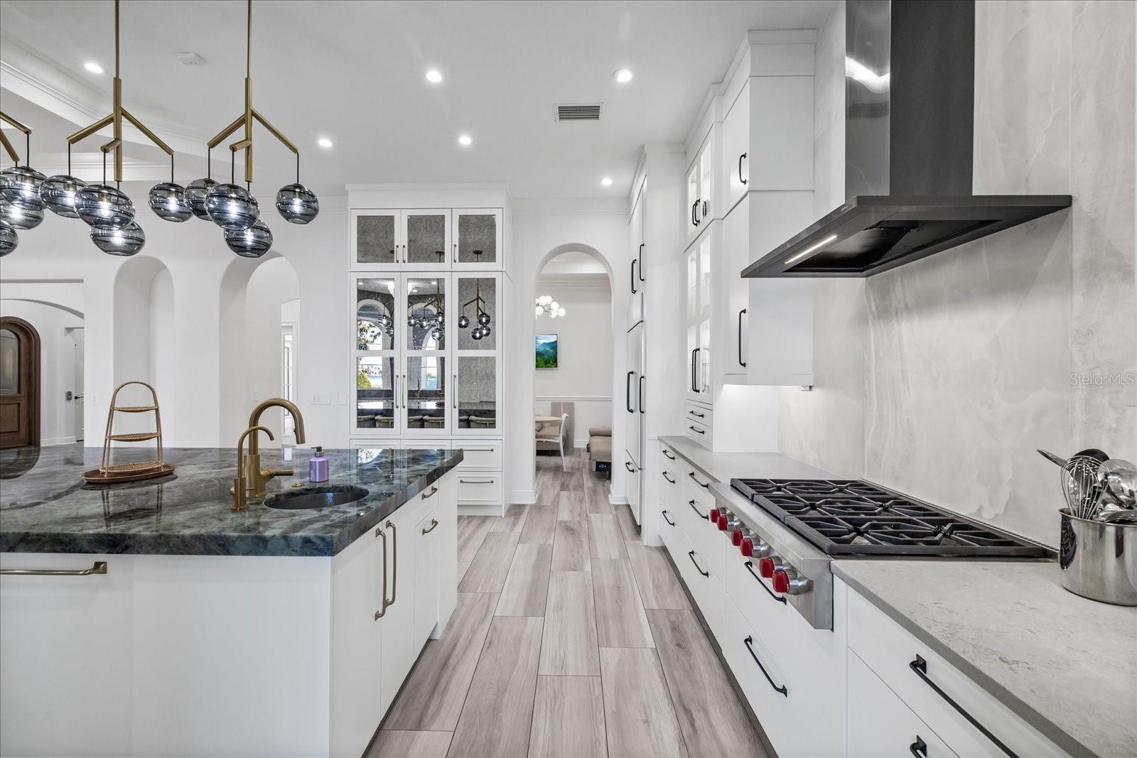 WESTSHORE YACHT CLUB PH 1 - Residential