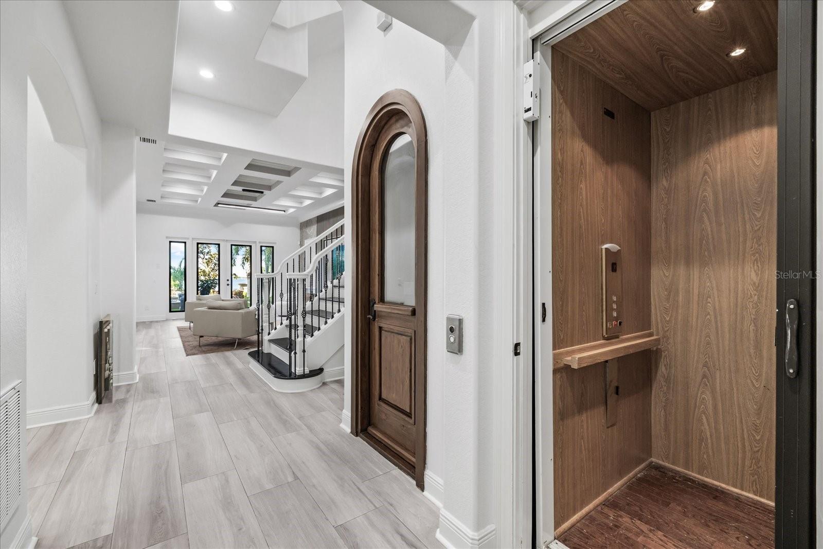 WESTSHORE YACHT CLUB PH 1 - Residential