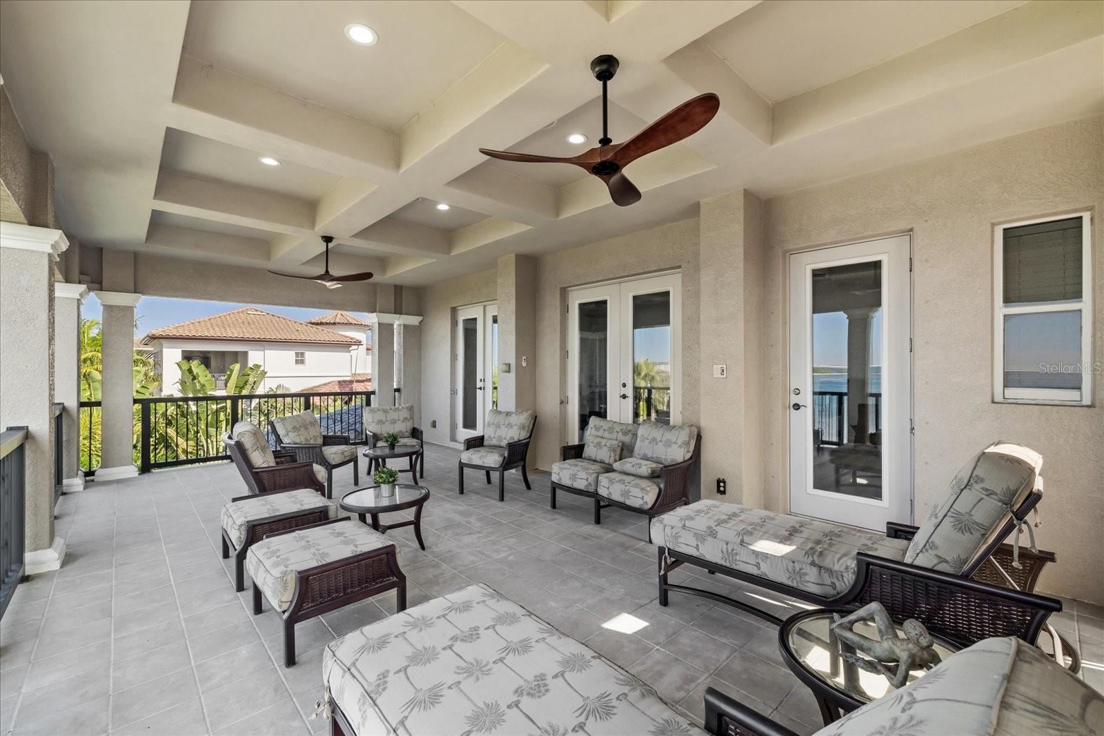 WESTSHORE YACHT CLUB PH 1 - Residential