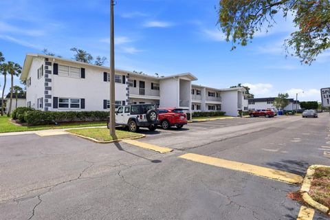 Photo of 202 46th Avenue Terrace W #404, Bradenton, FL 34207 (MLS # A4689360)