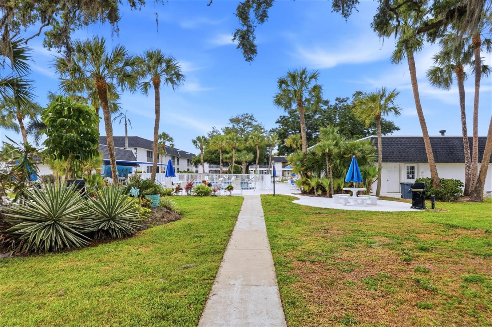 BURGUNDY UNIT ONE - Residential