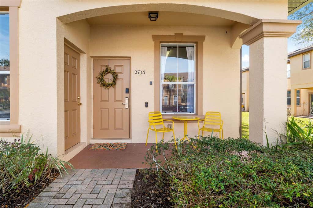 Photo of 2735 Calabria Avenue, Davenport, FL 33897 (MLS # G5116009)