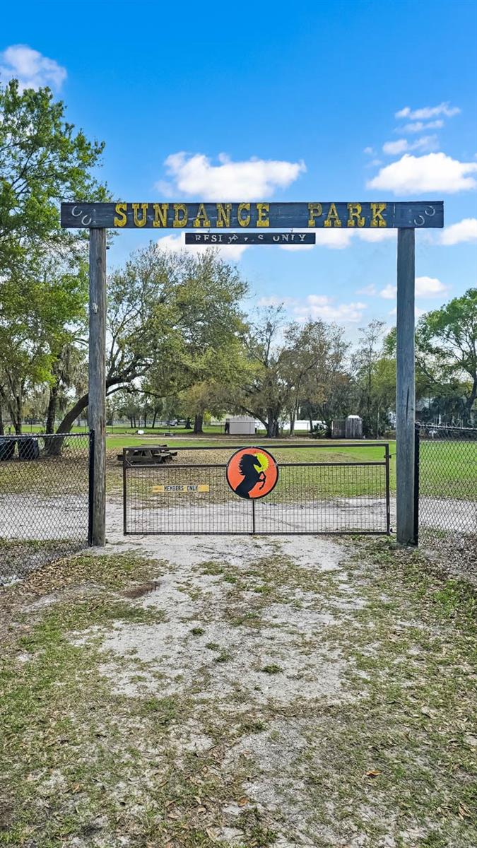 SUNDANCE UNIT 4 - Land