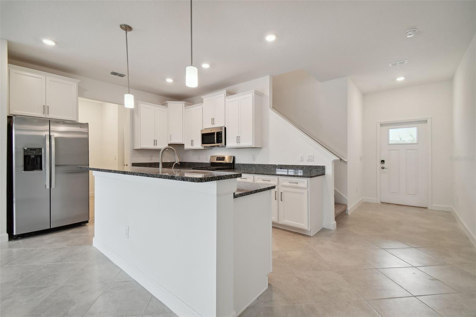 BRYANT SQUARE - Residential