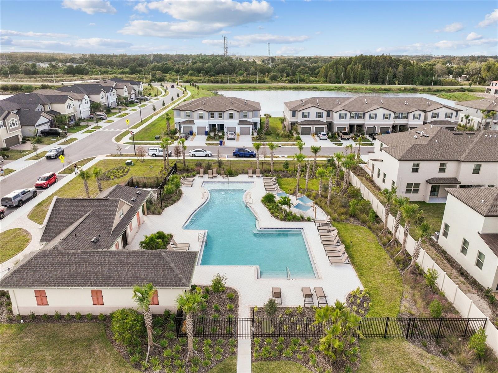 BRYANT SQUARE - Residential