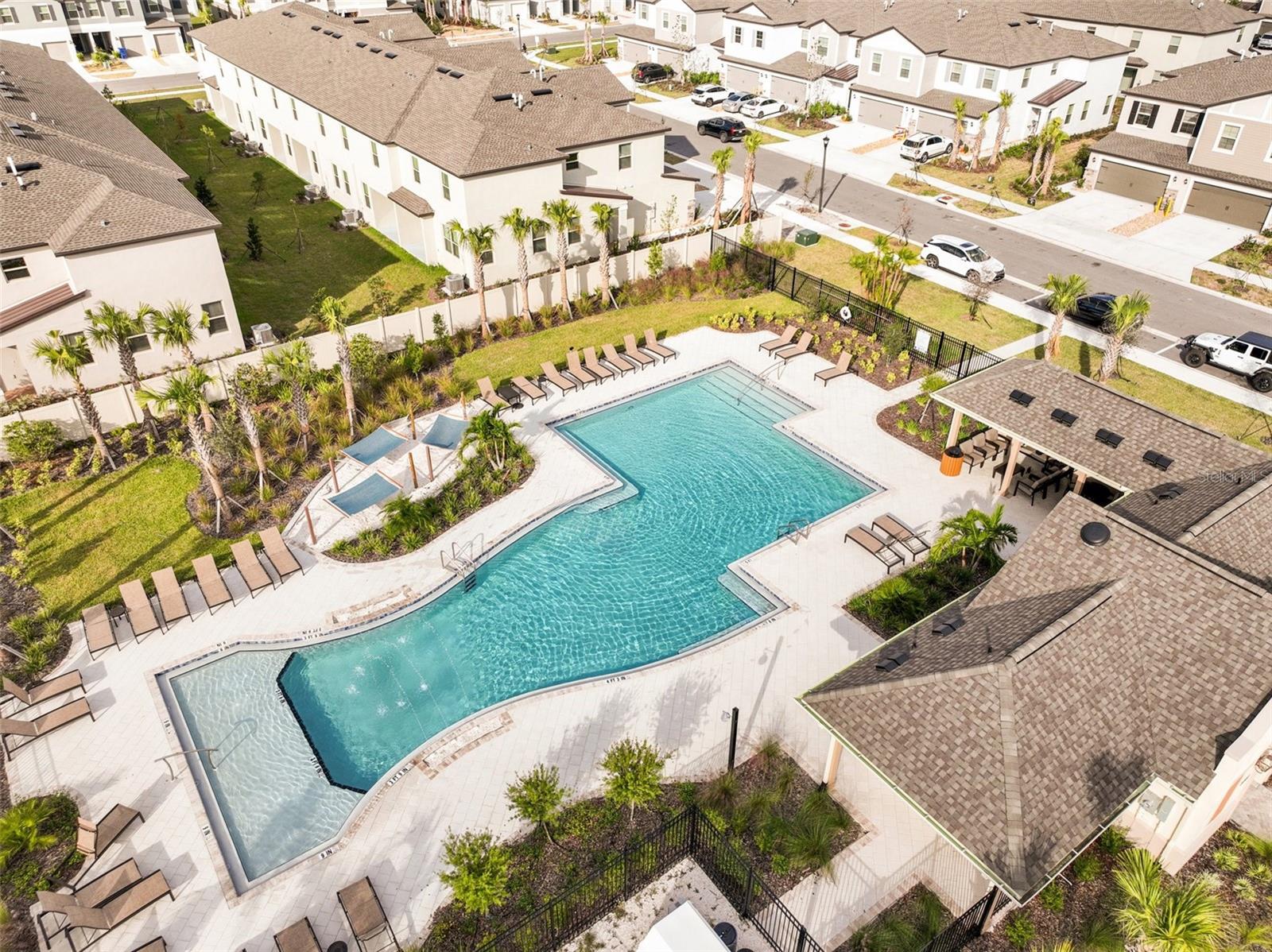 BRYANT SQUARE - Residential