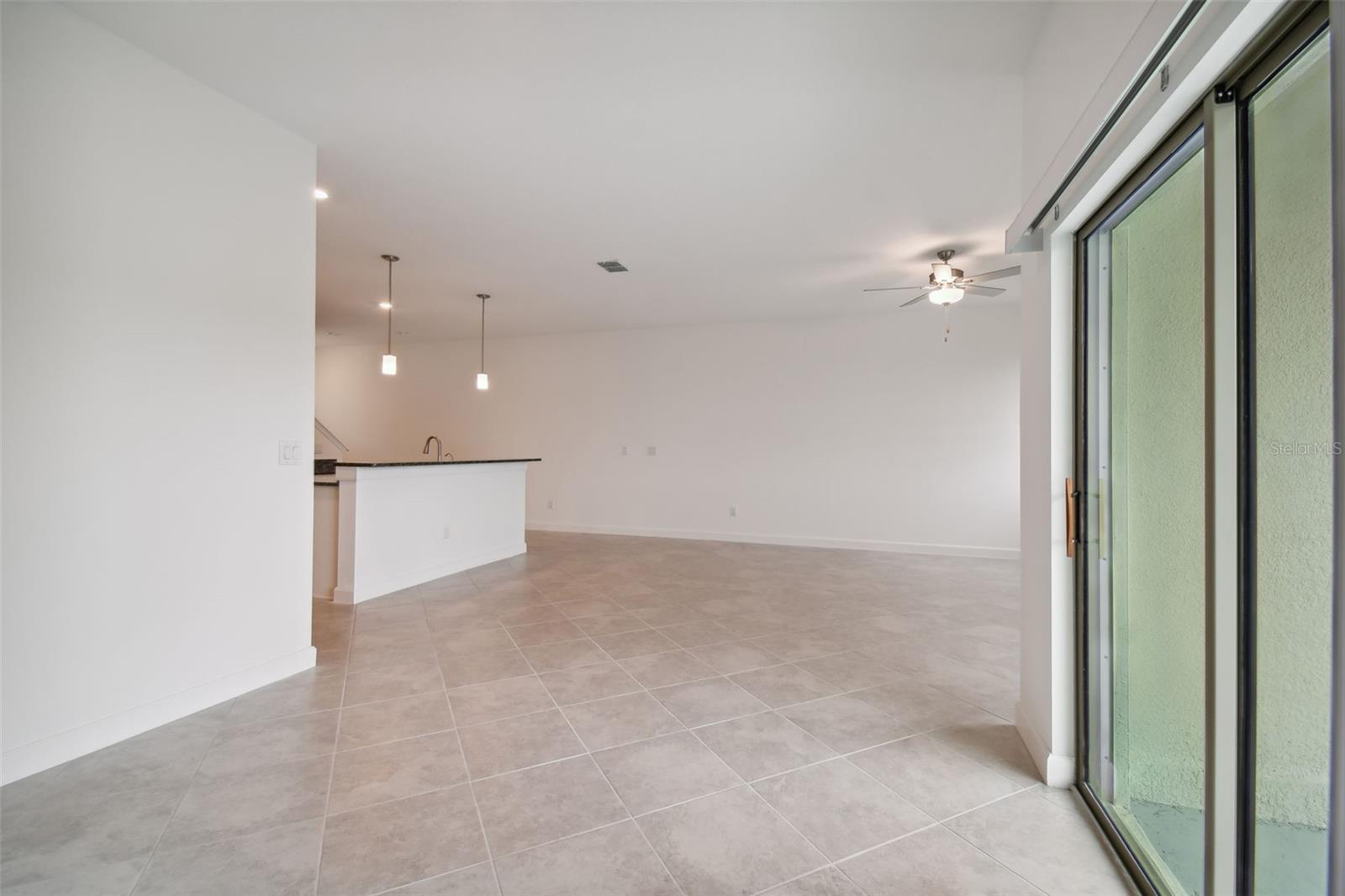 BRYANT SQUARE - Residential